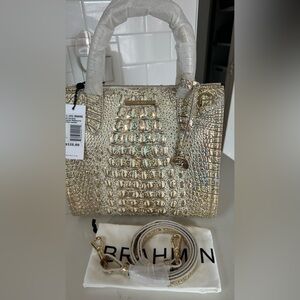 Brahmin small Caroline Melbourne genuine leather. No low offers